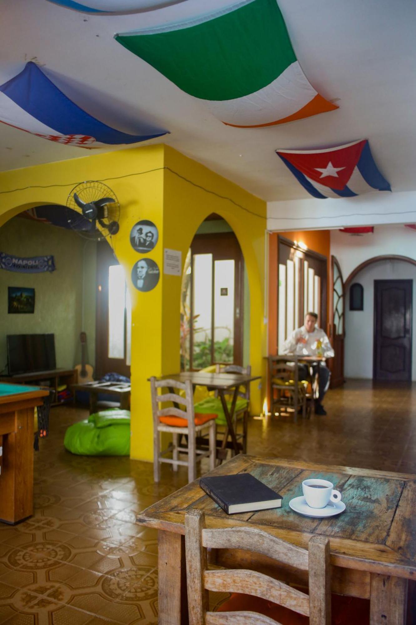 Geckos Hostel Florianopolis Exterior photo